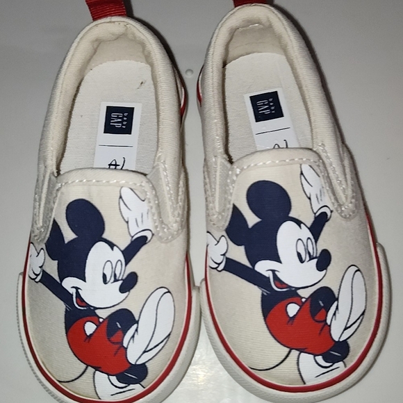 Disney White and Red Cartoon Character Sneakers - Picture 1 of 9